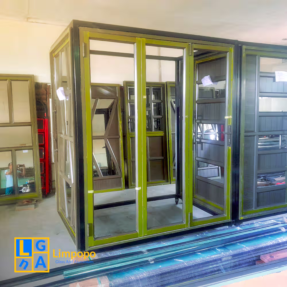 Image Showcasing Indoor Work Environment - 3